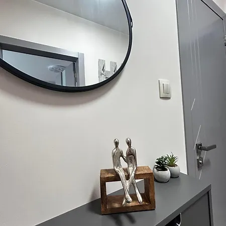 Daire Stylish With Free Parking By Apartmax *