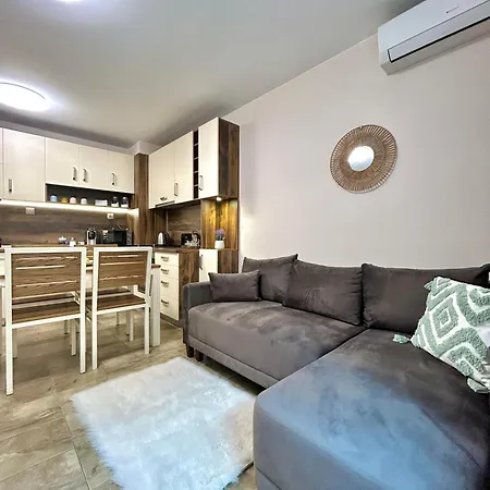 Lejlighed Stylish With Free Parking By Apartmax *