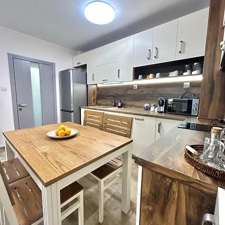 Stylish With Free Parking By Apartmax Lejlighed *
