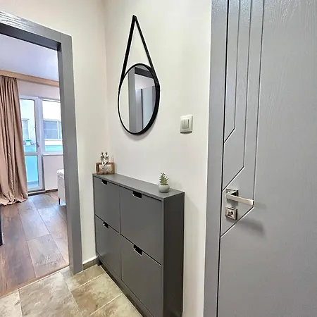 Stylish With Free Parking By Apartmax * Βάρνα